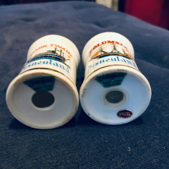 mid-1960s Disneyland Salt & Pepper Shakers - Picture 5 of 7